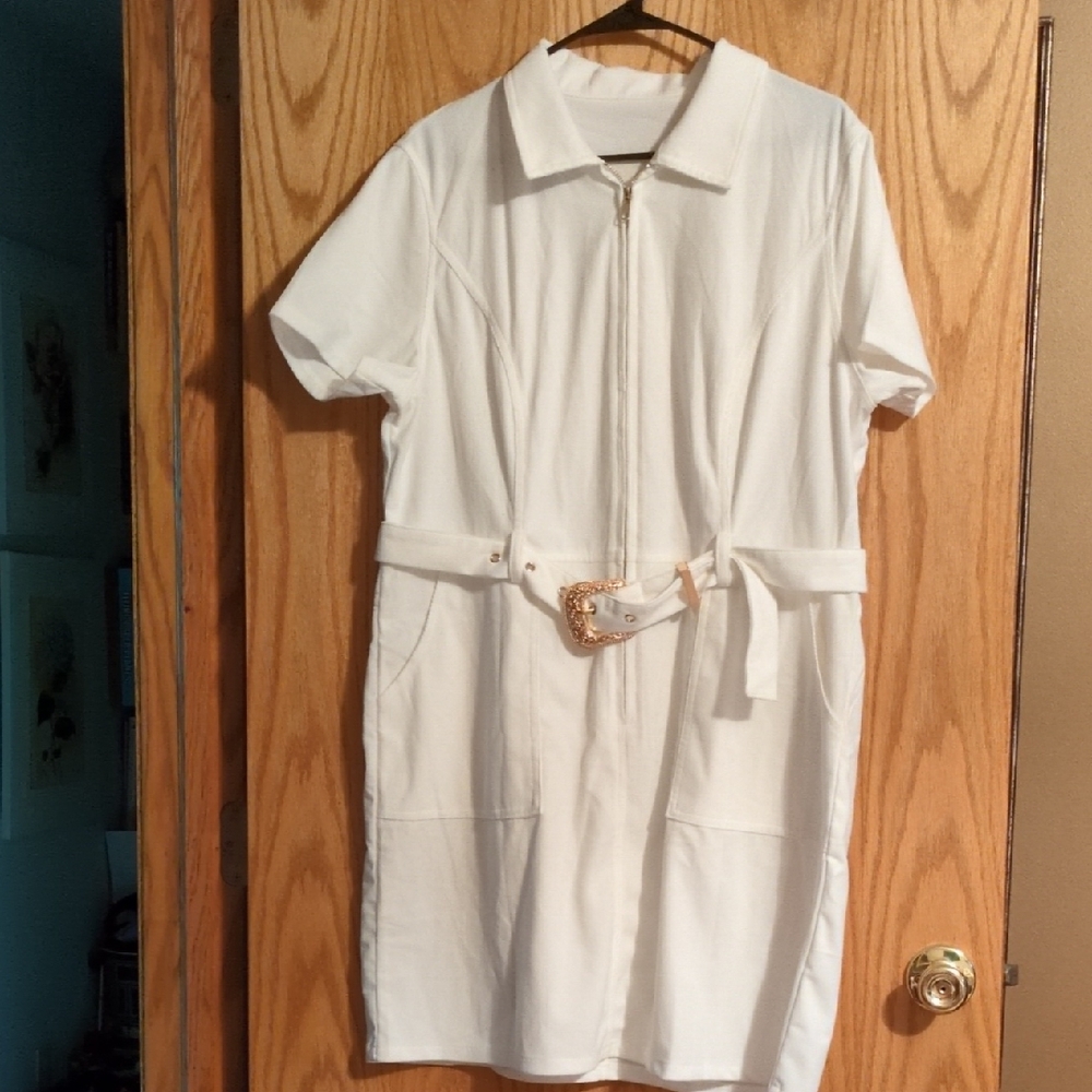 White Short Sleeve Dress with Belt Corduroy 2XL New